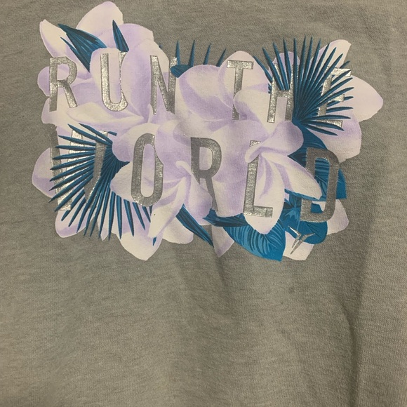 All items for $8 - Picture 4 of 13